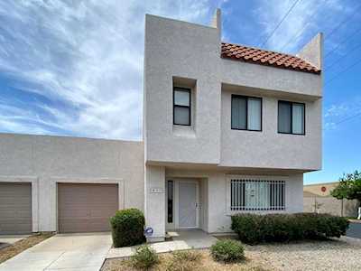 2577 W Monte Cristo Avenue Phoenix, AZ 85023
