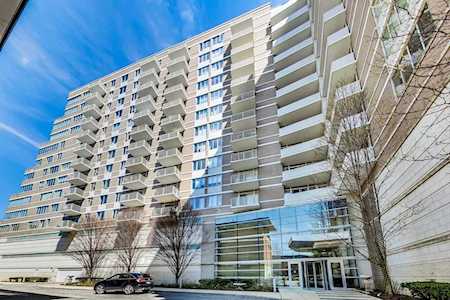 1515 S Prairie Ave #713 Chicago, IL 60605