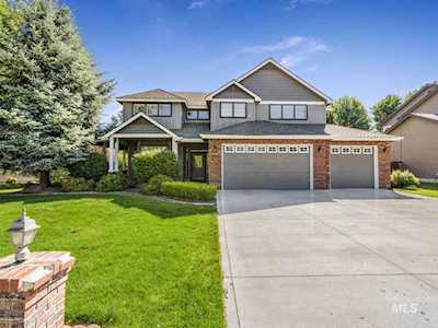 1190 N Red Leaf Way Eagle, ID 83616