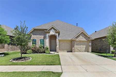 6901 Cambridge Drive North Richland Hills, TX 76180