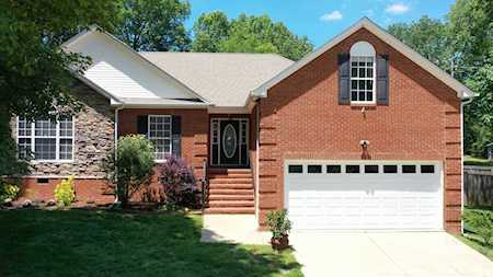 1502 Raylee Dr Chapel Hill, TN 37034