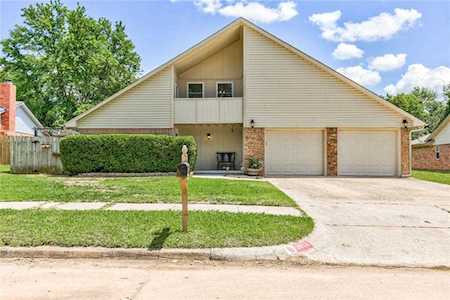 2614 Smalley Circle Norman, OK 73071