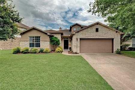 9305 Bavaria Ln Austin, TX 78749
