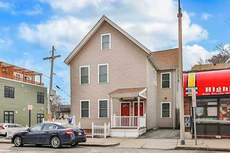 20 Highland Ave #2 Somerville, MA 02143