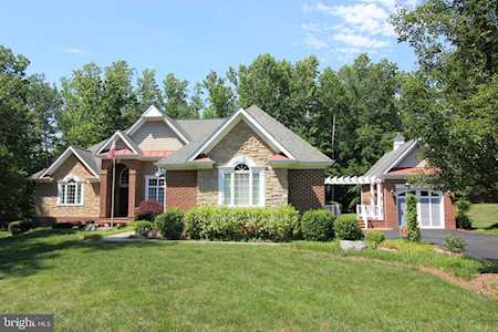 5200 Trunnion Trl Woodbridge, VA 22192