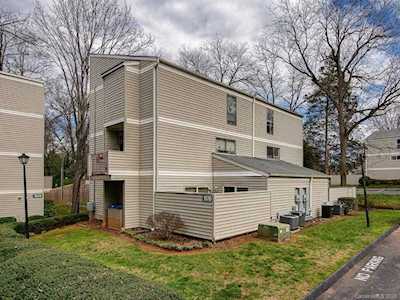 1616 Flynnwood Dr Charlotte, NC 28205