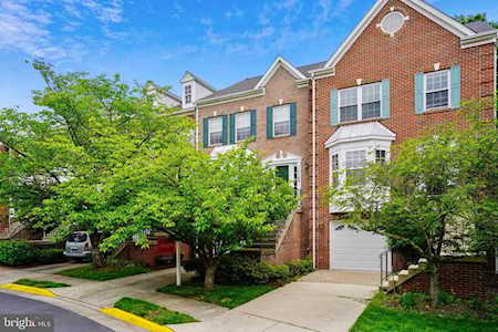 13160 Ashnut Ln Herndon, VA 20171