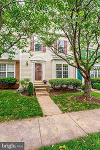 22054 Manning Square Sterling, VA 20166