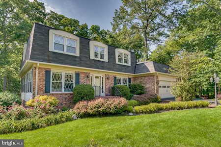 4300 Birch Pond Ln Fairfax, VA 22033