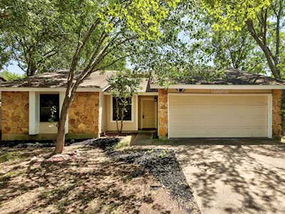 3603 Cornerstone St Round Rock, TX 78681
