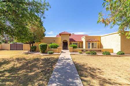 637 E Desert Lane Gilbert, AZ 85234