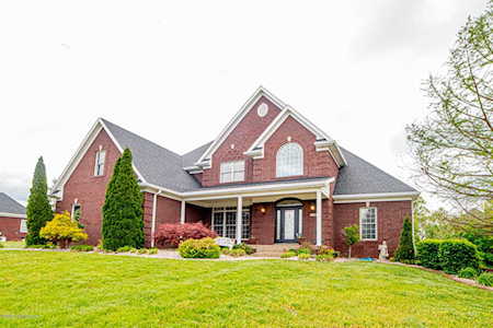 136 Oak Park Ct Mt Washington, KY 40047