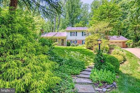 3602 Bent Branch Ct Falls Church, VA 22041