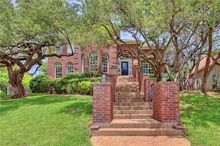 9710 Scenic Bluff Dr Austin, TX 78733