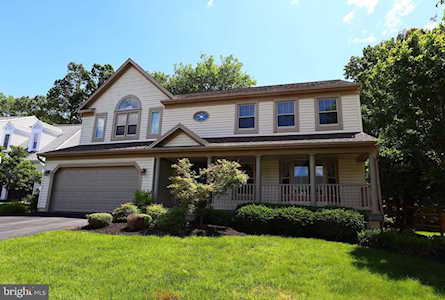 6213 Stonehunt Place Clifton, VA 20124
