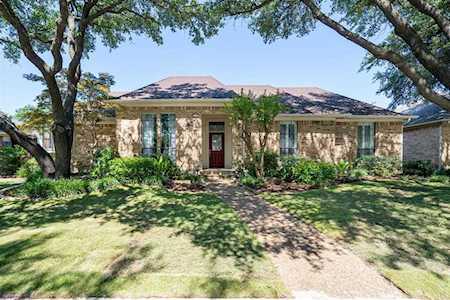 18619 AMADOR Avenue Dallas, TX 75252