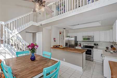 10733 Lenox Rd Cooper City, FL 33026