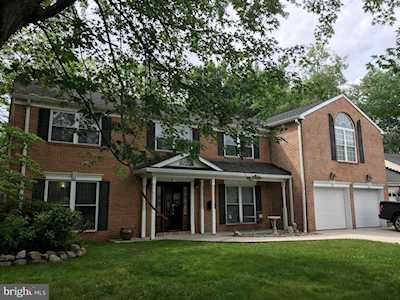 6910 Southridge Dr Mclean, VA 22101