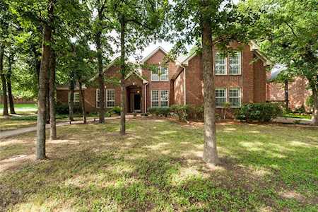 201 Wellington Oaks Court Denton, TX 76210