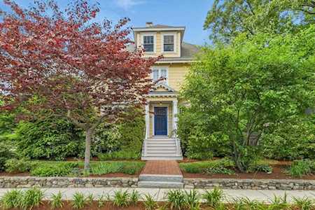111 Jason St Arlington, MA 02476