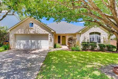 6612 Hillside Terrace Dr Austin, TX 78749