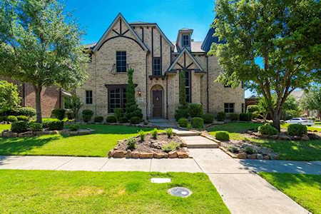 11124 Berkeley Hall Lane Frisco, TX 75033