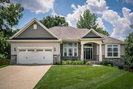 6702 Brookmont Ct Crestwood, KY 40014