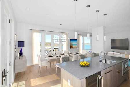 10 Shipyard Drive #213 Hingham, MA 02043