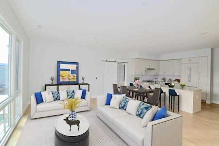 10 Shipyard Drive #217 Hingham, MA 02043