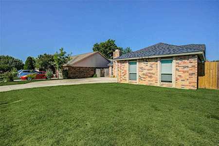 7933 Eastwind Drive Fort Worth, TX 76137