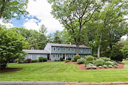 35 Tamarack Dr East Greenwich, RI 02818