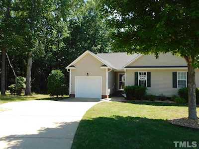 3652 E Cotton Gin Drive Clayton, NC 27527