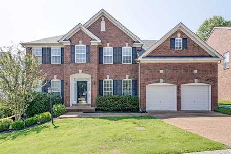 6953 Stone Run Dr Nashville, TN 37211