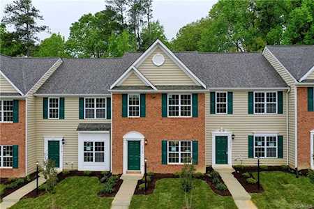 12125 Perdue Springs Loop Chester, VA 23831