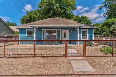 94 Robert T Martinez Jr St Austin, TX 78702