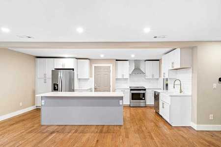 31 Harrison St #B Boston, MA 02131