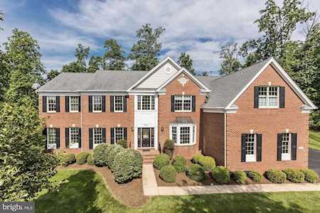 20049 Boxwood Place Ashburn, VA 20147