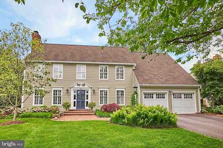 1511 Chain Bridge Ct Mclean, VA 22101