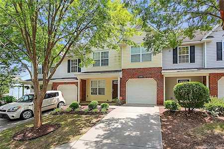 16736 Timber Crossing Rd Charlotte, NC 28213