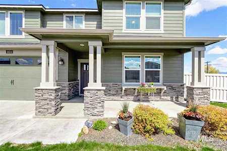 1024 W Contender Ct Meridian, ID 83642