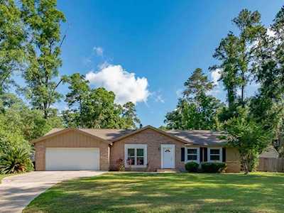 246 Dolphin Court Tallahassee, FL 32312