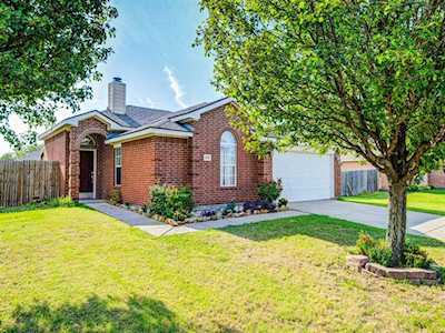 310 Stefhanie Drive Celina, TX 75009