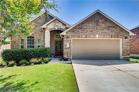 755 Middle Creek Dr Buda, TX 78610