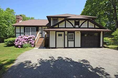 10 Old West Brookfield Rd West Brookfield, MA 01585