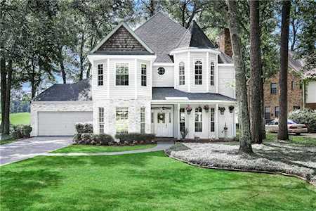 411 Magnolia Ln Mandeville, LA 70471