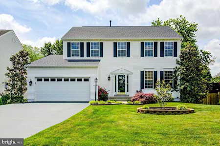 13521 Dodsworth Dr Bristow, VA 20136