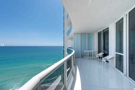 15811 Collins Ave #1903 Sunny Isles Beach, FL 33160