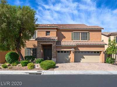 6957 Puetollano Dr North Las Vegas, NV 89084