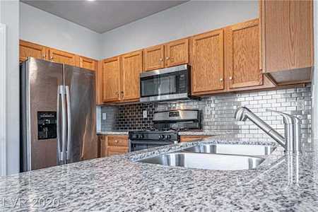3208 Rushing Waters Place Las Vegas, NV 89135