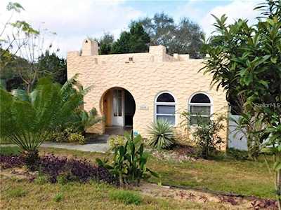 1618 S 10th St Haines City, FL 33844